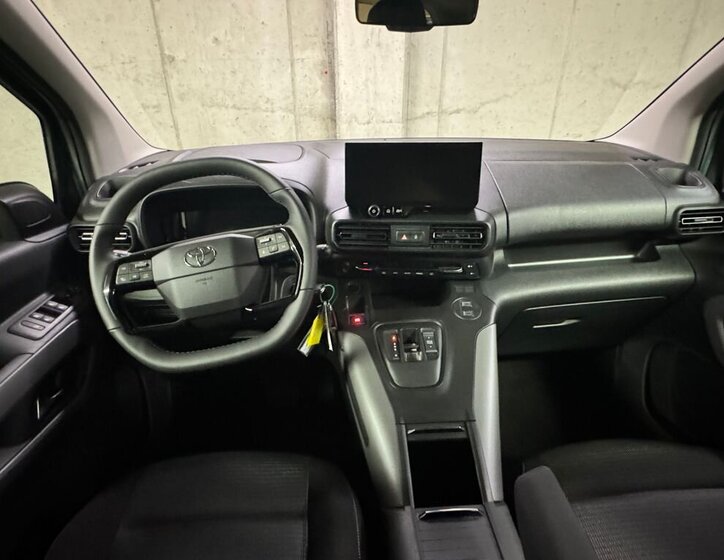 Toyota ProAce City Verso MPV 1,5 l 96 kw