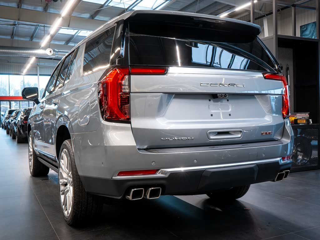 GMC Yukon SUV 6,2 l 313 kw