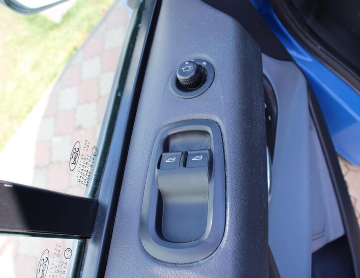 Ford Transit Custom Užitková 2,2 l 74 kw