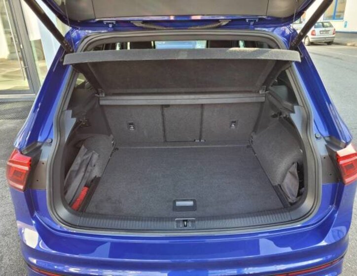 Volkswagen Tiguan SUV 2,0 l 235 kw