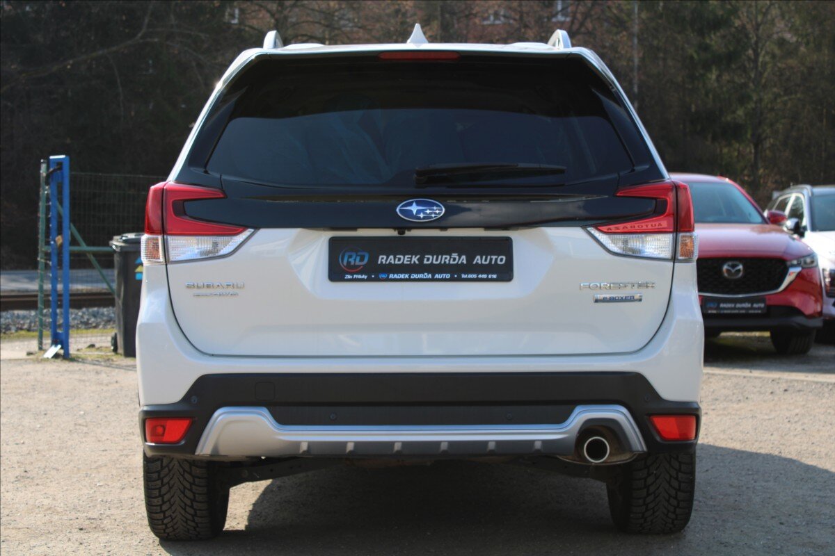 Subaru Forester SUV / Terénní 2,0 l 110 kw