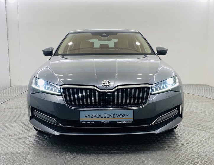 Škoda Superb Liftback 2,0 l 147 kw
