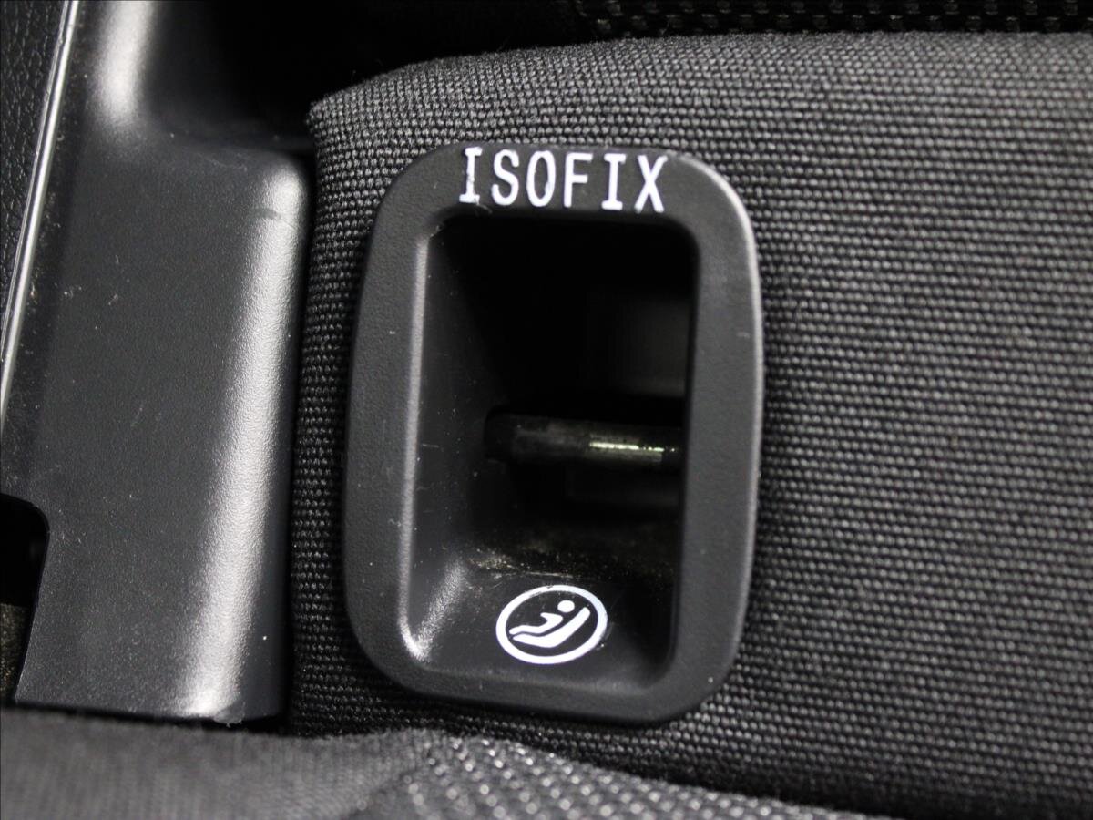 Mercedes-Benz Třídy V Kombi 2,1 l 140 kw