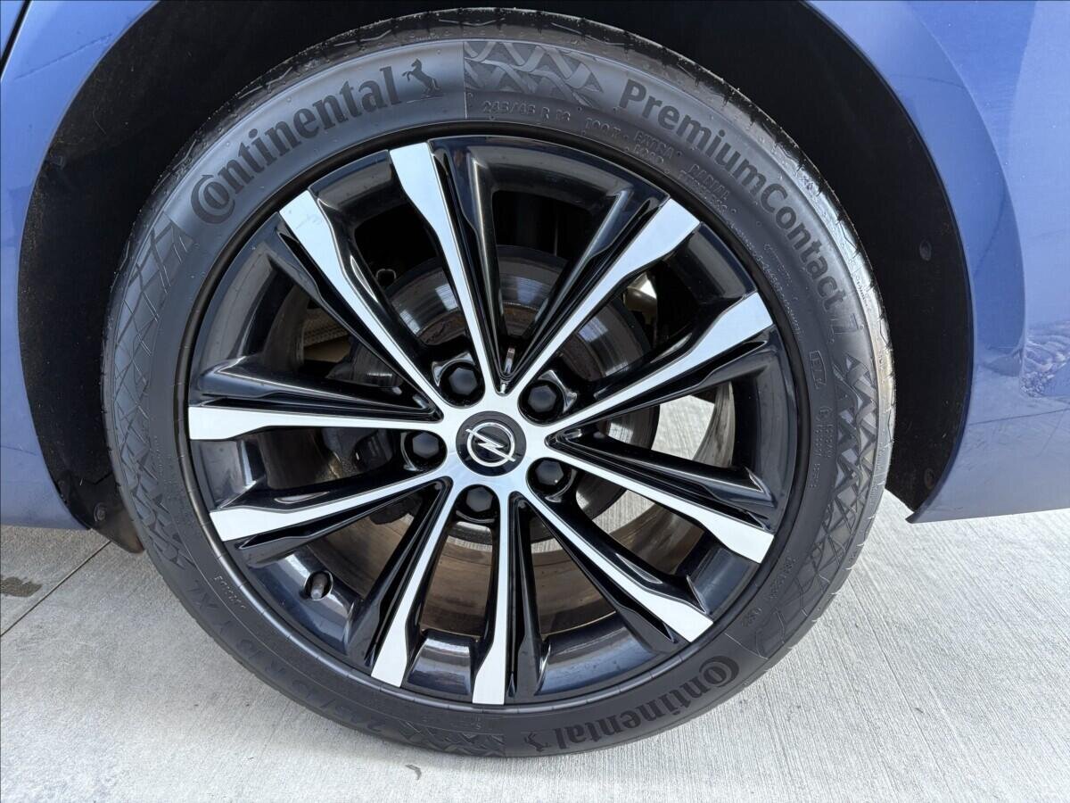 Opel Insignia Kombi 2,0 l 128 kw