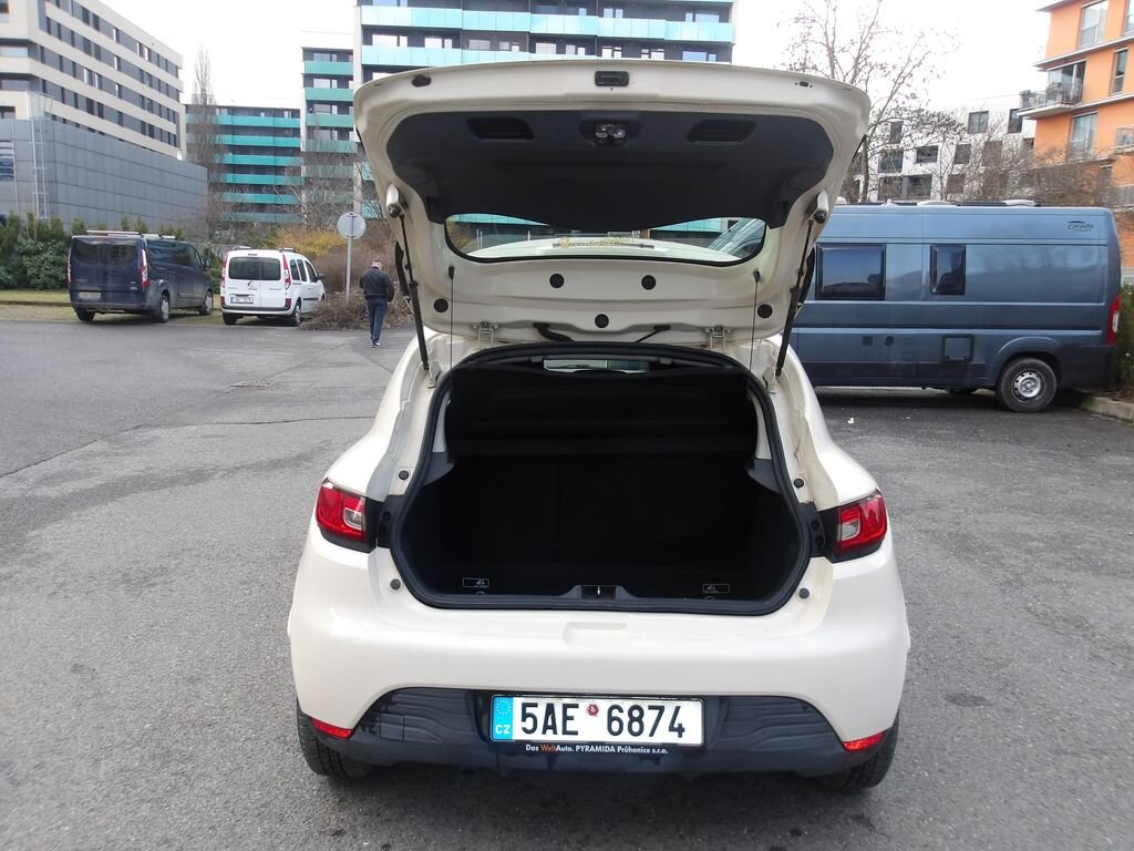 Renault Clio Hatchback 1,1 l 54 kw