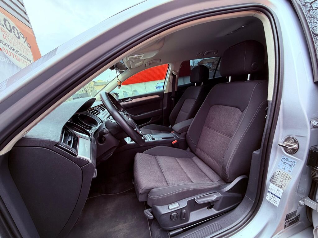 Volkswagen Passat Kombi 2,0 l 110 kw