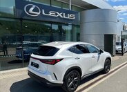 Lexus NX 350h SUV / Terénní 2,5 l 179 kw