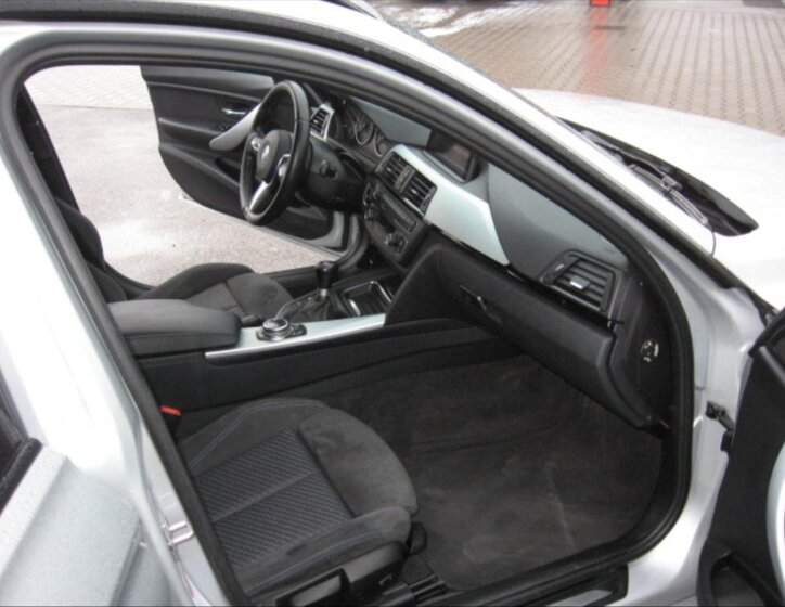 BMW Řada 3 Kombi 2,0 l 105 kw