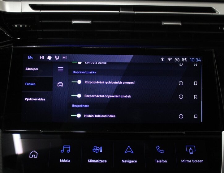 Peugeot 408 Liftback 1,6 l 165 kw