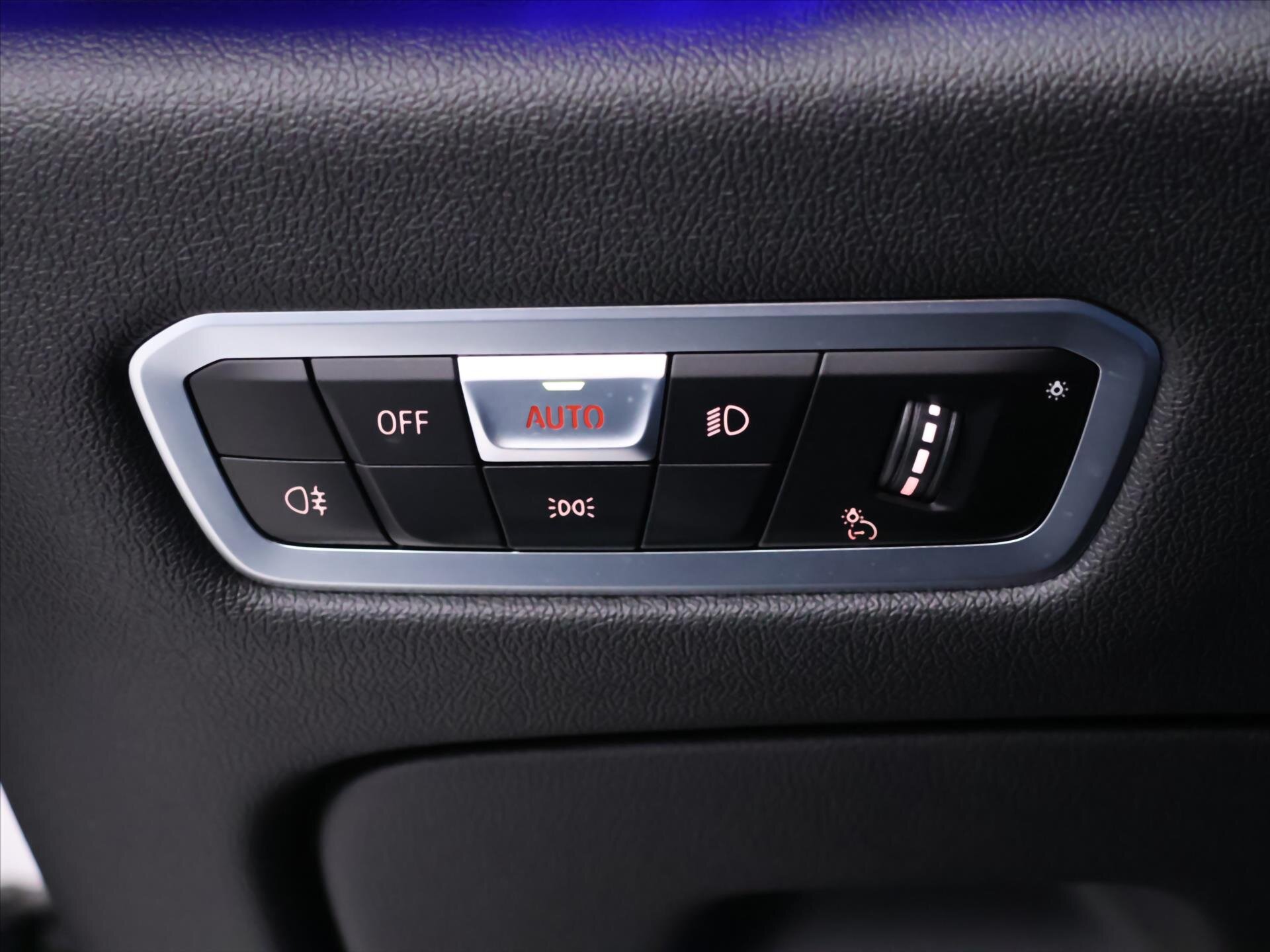 BMW X5 SUV 3,0 l 210 kw