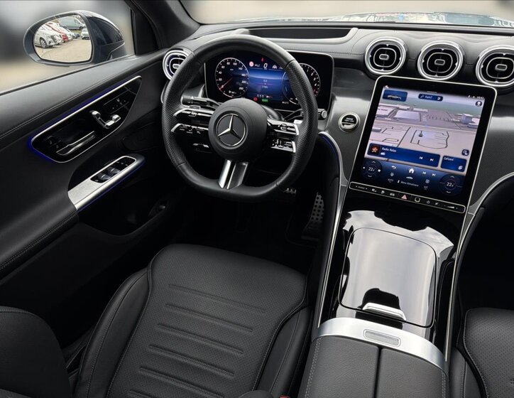 Mercedes-Benz GLC 13