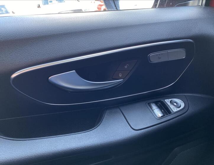 Mercedes-Benz Vito 20