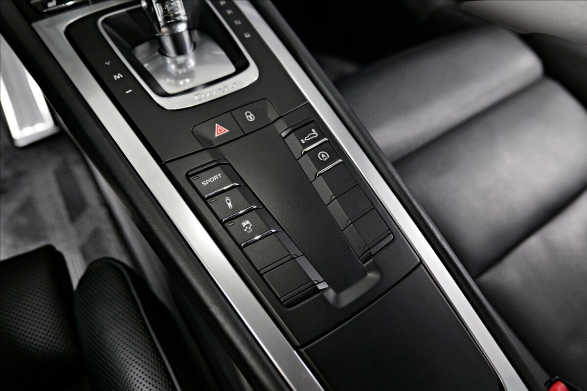 Porsche 911 Kupé 3,8 l 383 kw