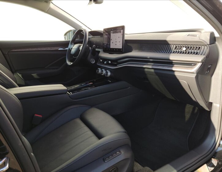 Škoda Superb Liftback 2,0 l 110 kw