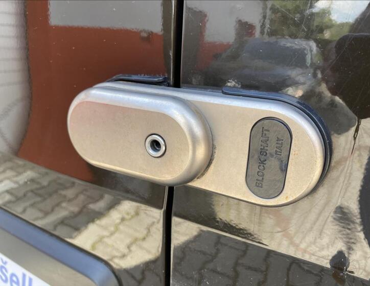 Volkswagen Crafter 27