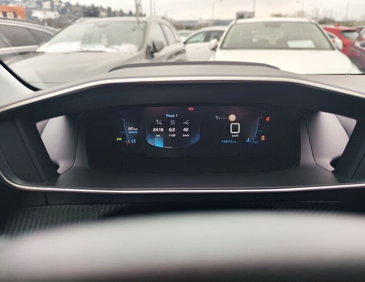 Peugeot 208 Hatchback 1,2 l 74 kw