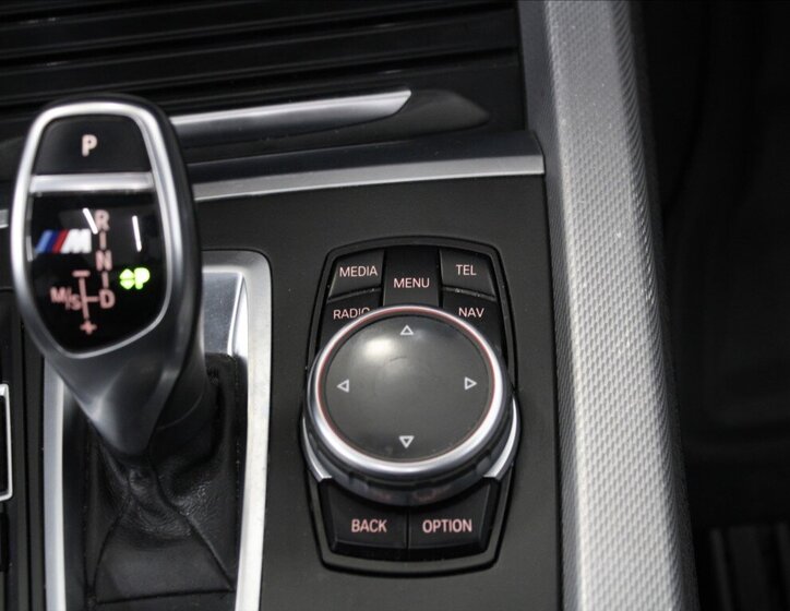 BMW X5 SUV / Terénní 3,0 l 280 kw