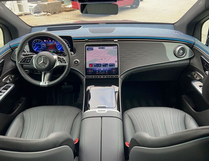 Mercedes-Benz EQE 16