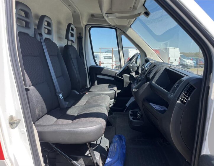 Peugeot Boxer Skříň 2,2 l 103 kw