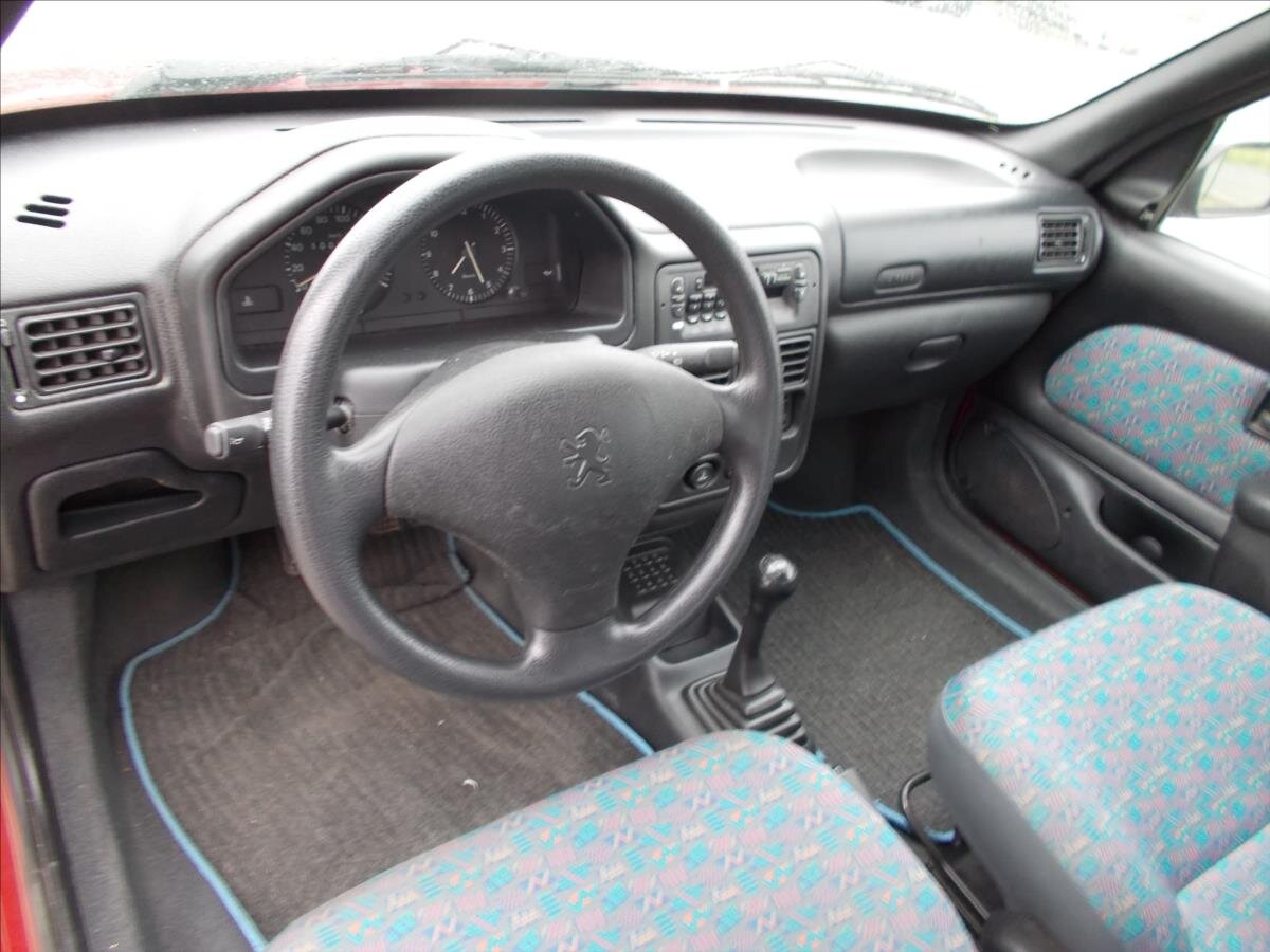 Peugeot 106