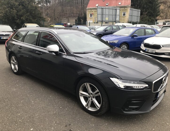 Volvo V90 Kombi 2,0 l 140 kw