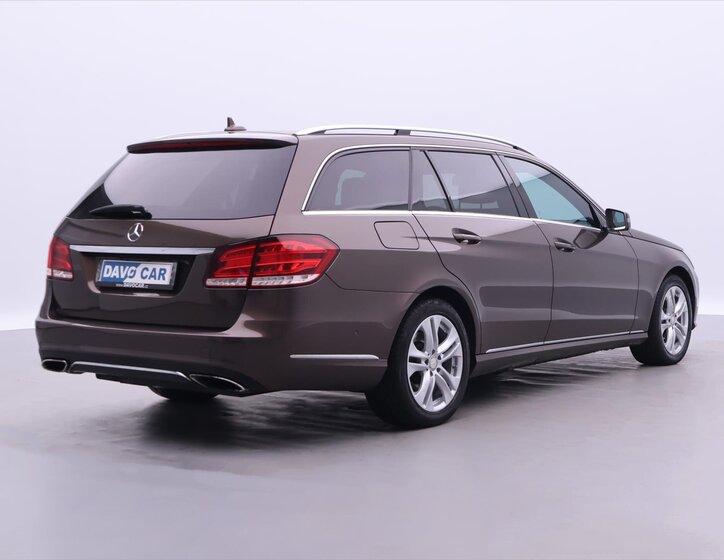 Mercedes-Benz Třídy E 7