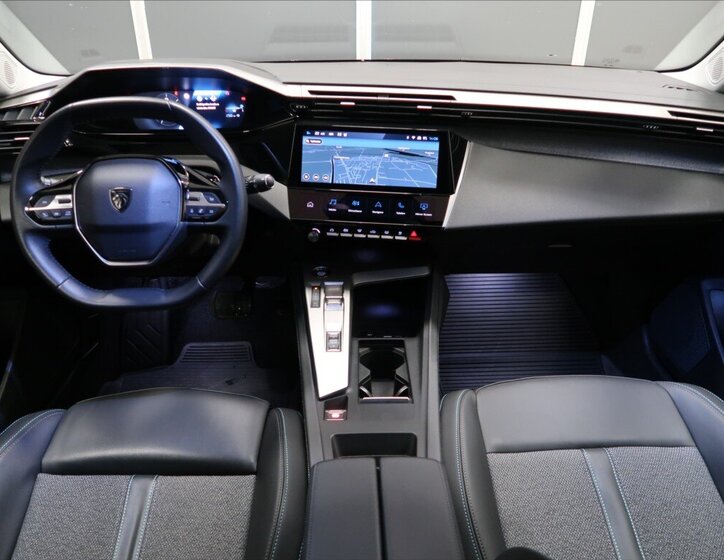 Peugeot 308 Kombi 1,2 l 96 kw