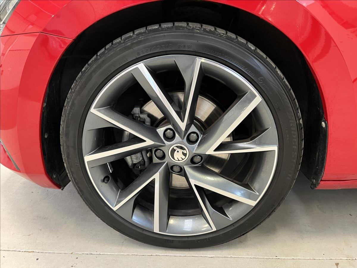 Škoda Superb Kombi 2,0 l 147 kw