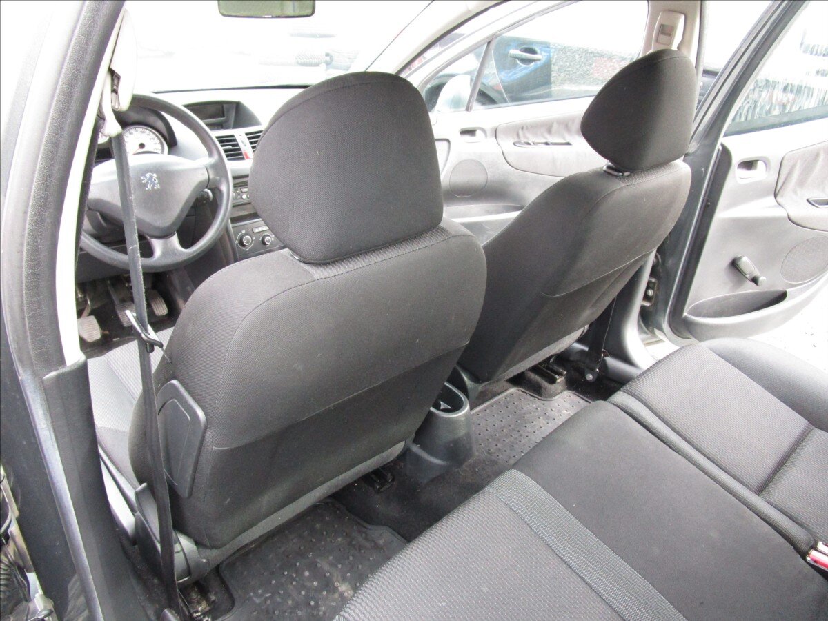 Peugeot 207 Hatchback 1,4 l 70 kw