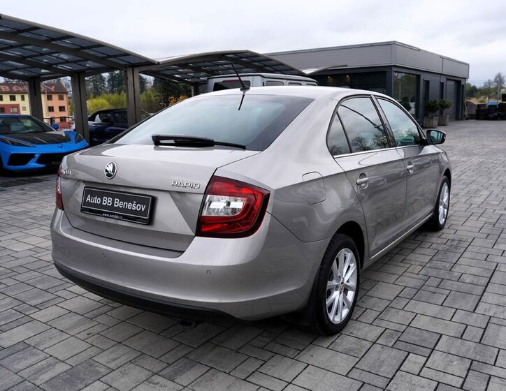 Škoda Rapid Sedan / Limuzína 999,0 70 kw
