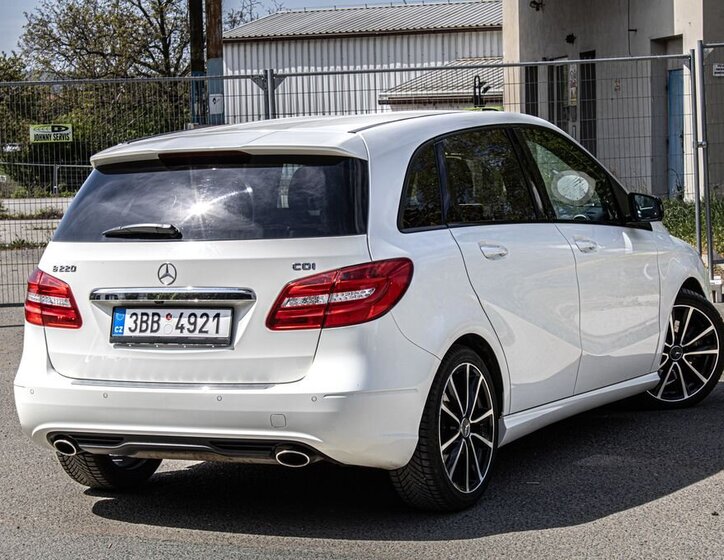 Mercedes-Benz Třídy B MPV 2,1 l 125 kw