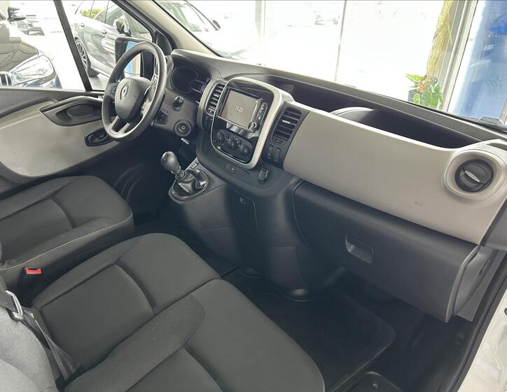 Renault Trafic 9