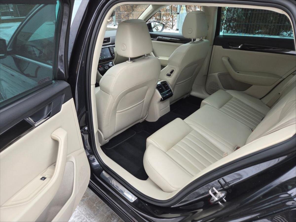 Škoda Superb Kombi 2,0 l 206 kw