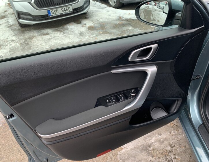 KIA Ceed Hatchback 998,0 73 kw