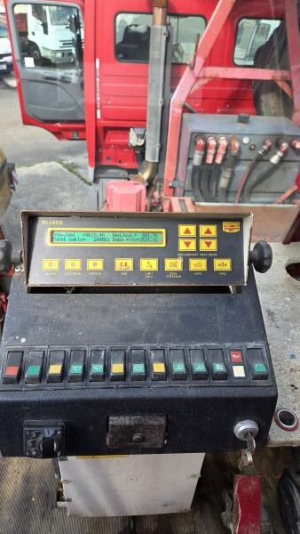 Mercedes-Benz Ostatní Ostatní 0,0 235 kw