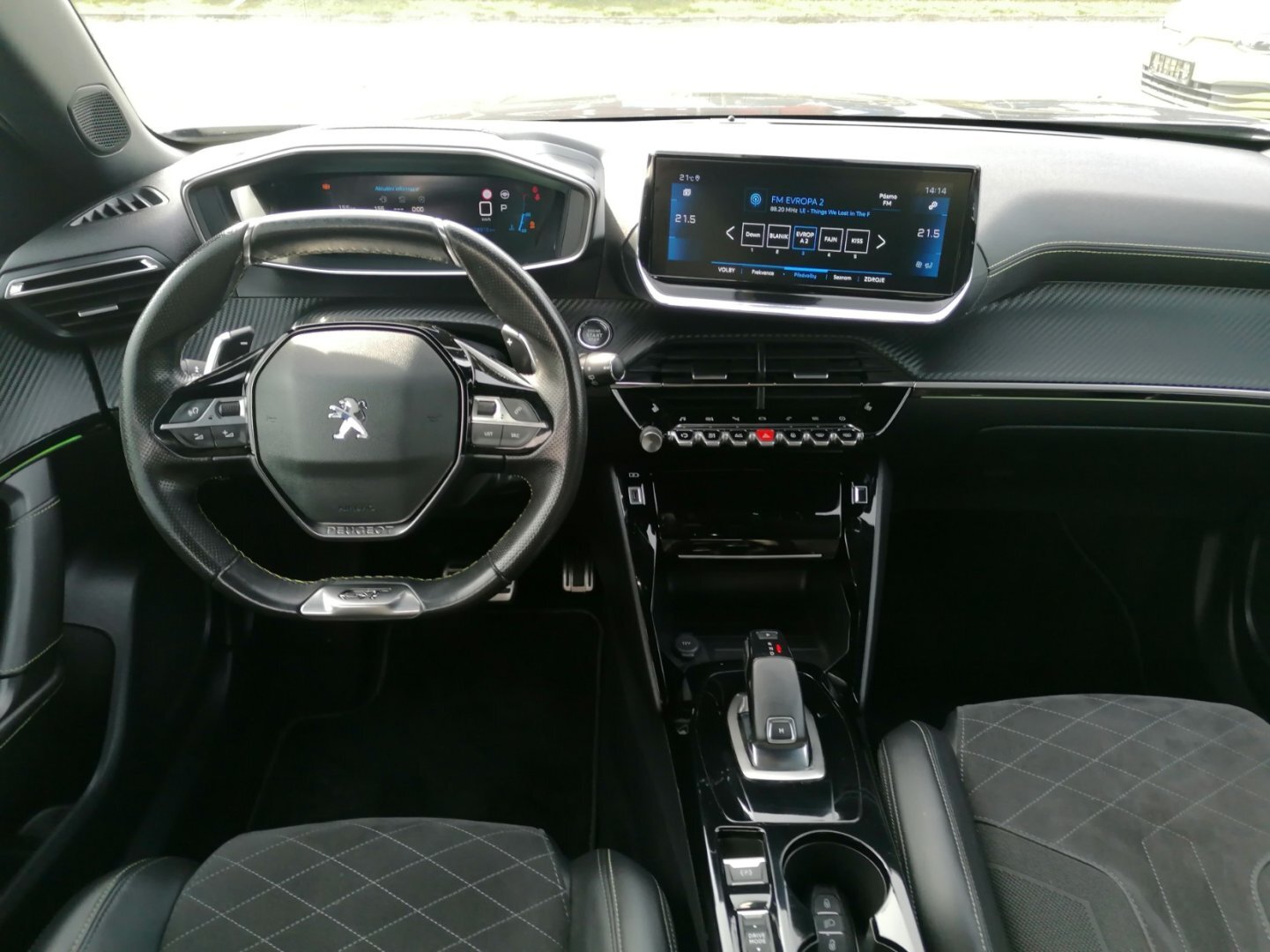 Peugeot 2008 SUV / Terénní 1,2 l 96 kw