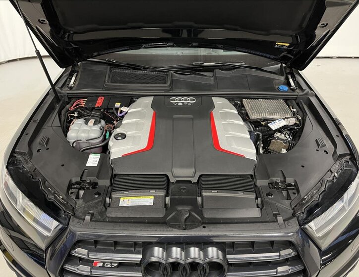 Audi SQ7 35
