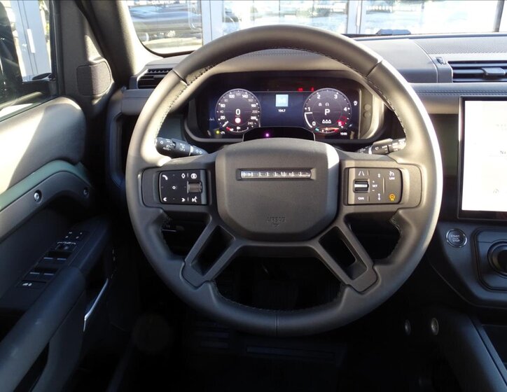 Land Rover Defender SUV 3,0 l 257 kw