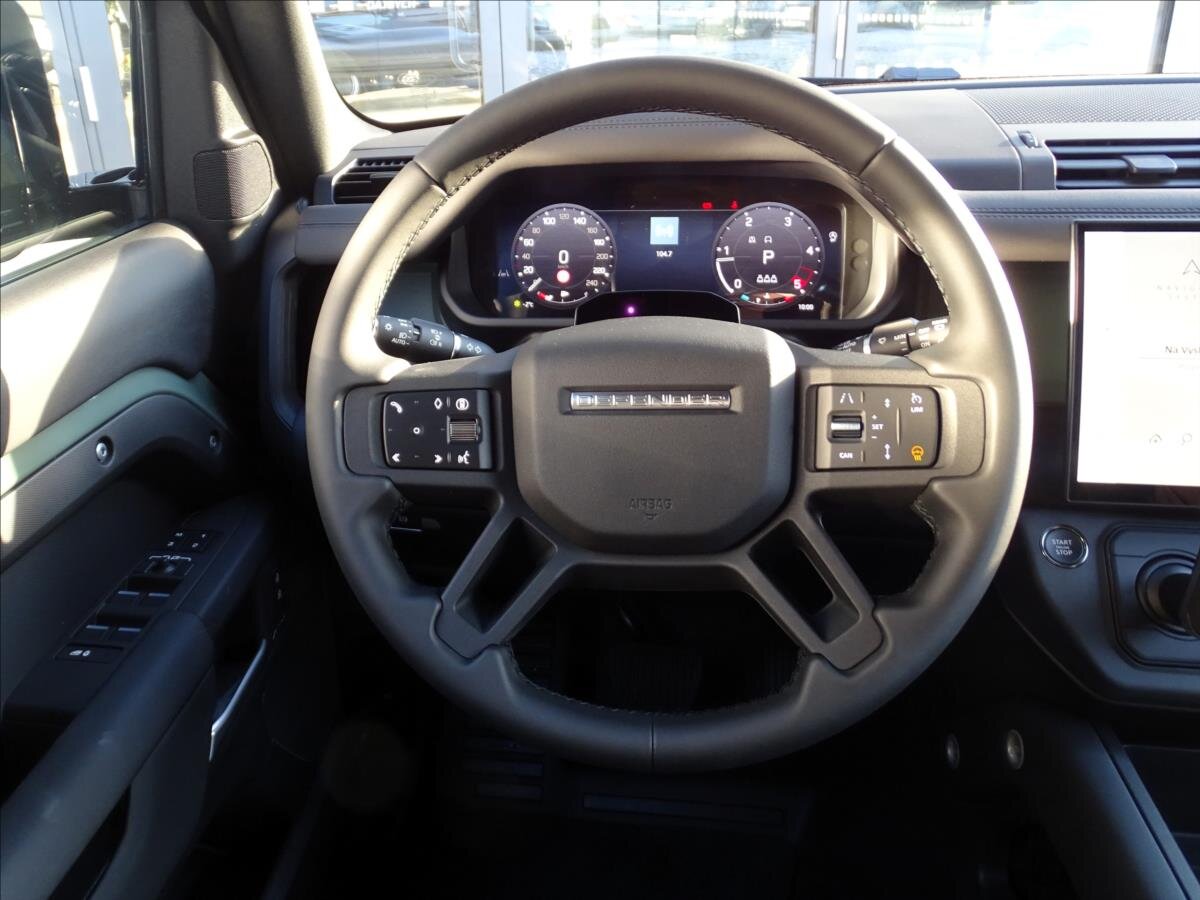 Land Rover Defender SUV 3,0 l 257 kw