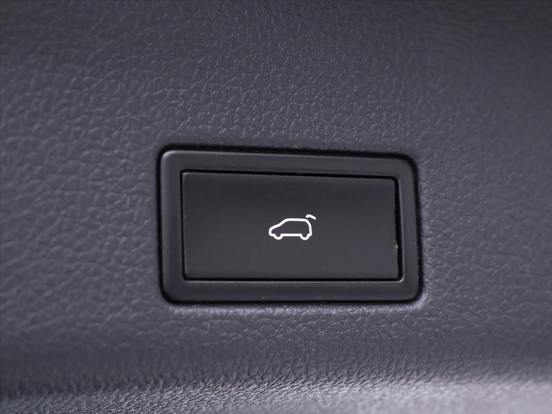 Seat Alhambra MPV 2,0 l 103 kw