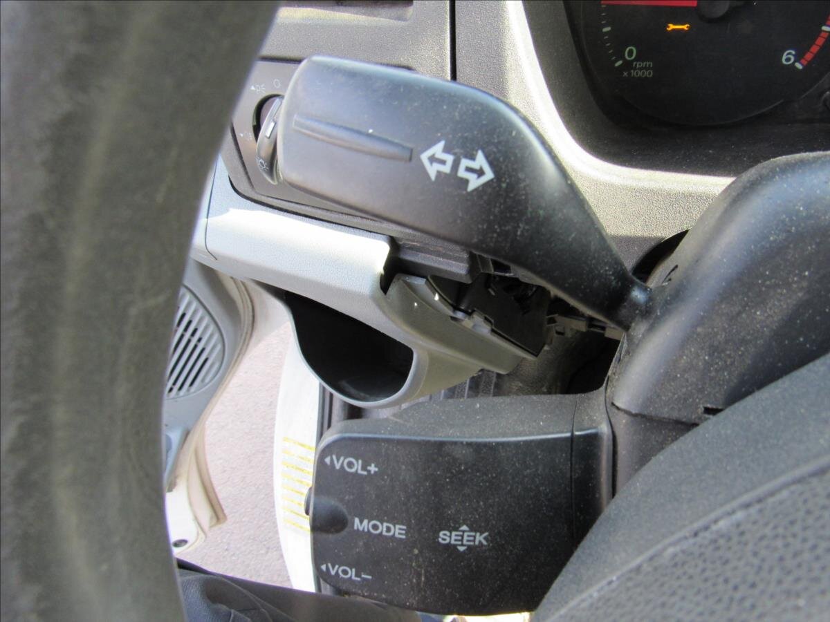 Ford Transit Skříň 2,2 l 74 kw