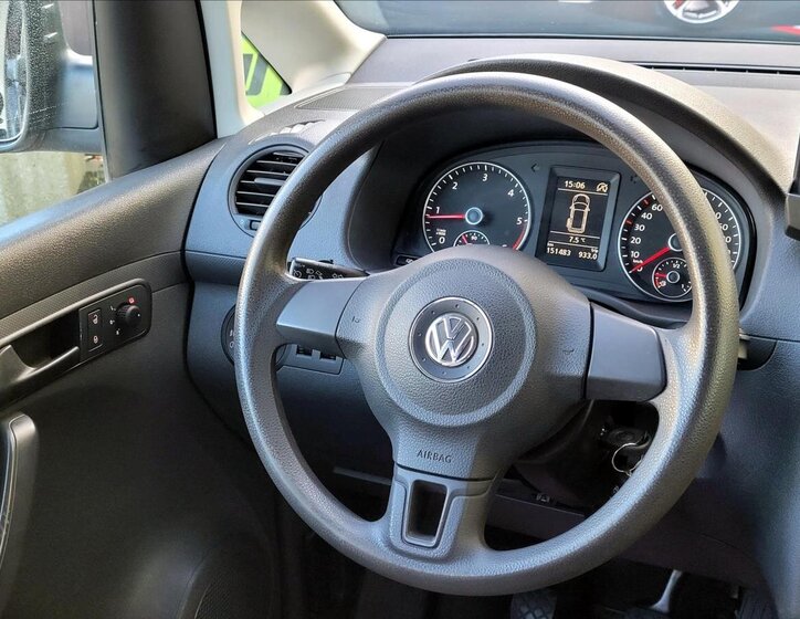 Volkswagen Caddy Skříň 1,6 l 75 kw