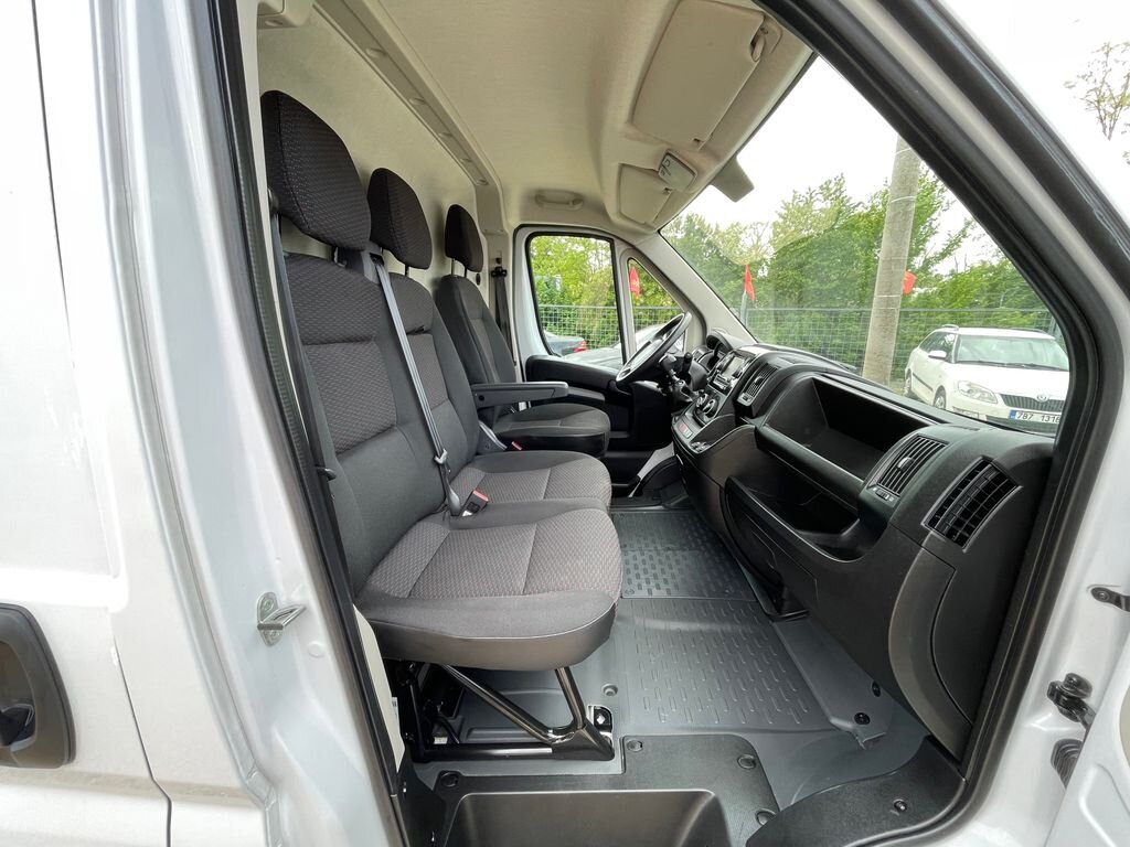 Citroën Jumper Skříň 2,2 l 121 kw