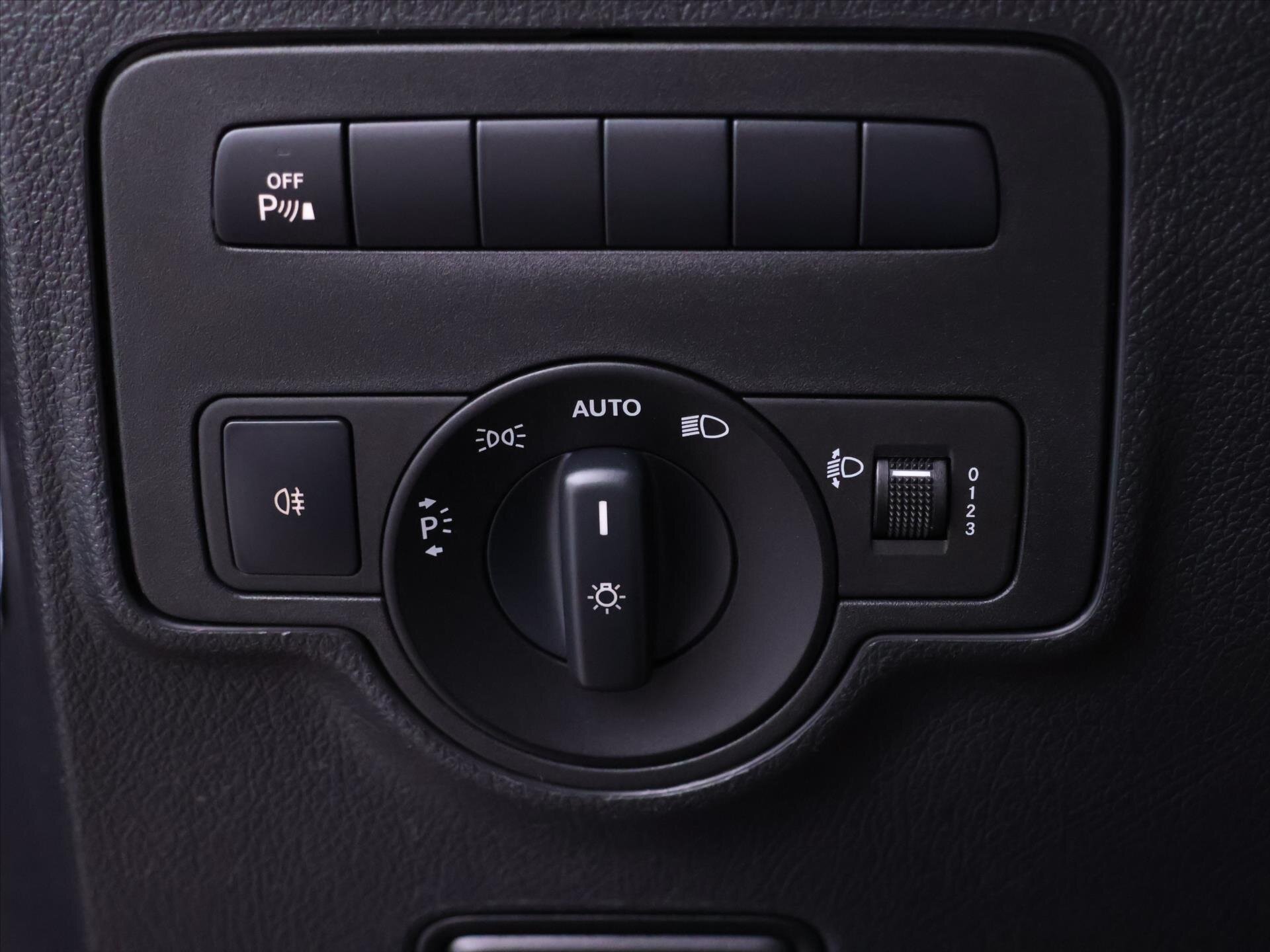 Mercedes-Benz Vito Kombi 2,1 l 100 kw