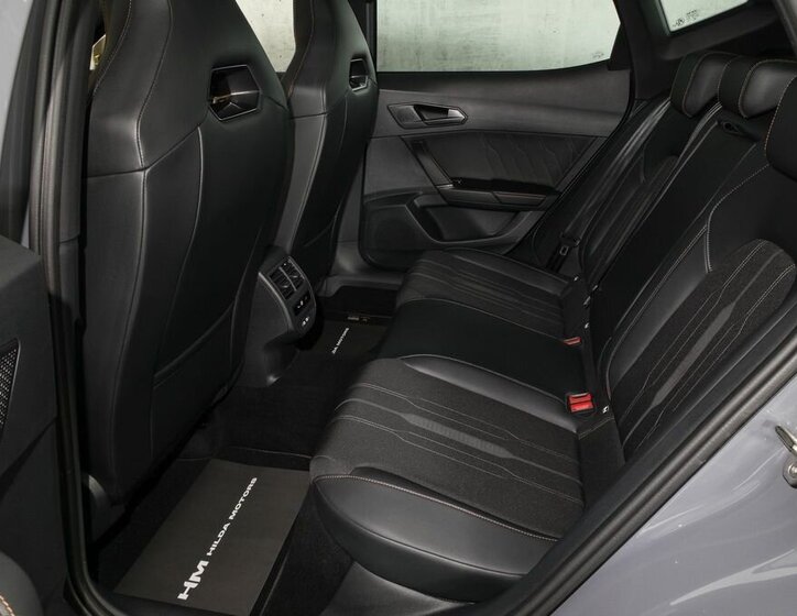 Cupra Formentor SUV / Terénní 2,0 l 140 kw