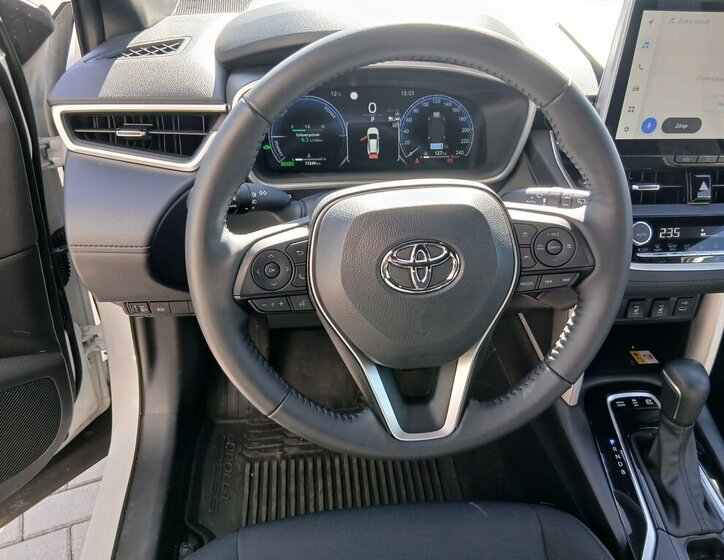 Toyota Corolla Cross SUV / Terénní 2,0 l 112 kw