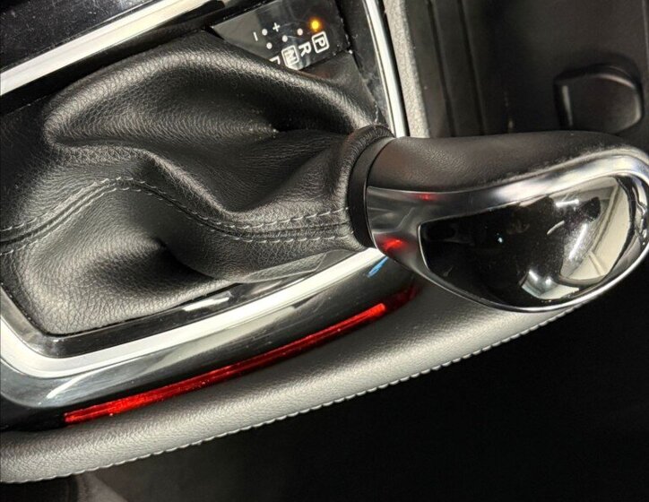 Nissan Qashqai SUV / Terénní 1,2 l 85 kw