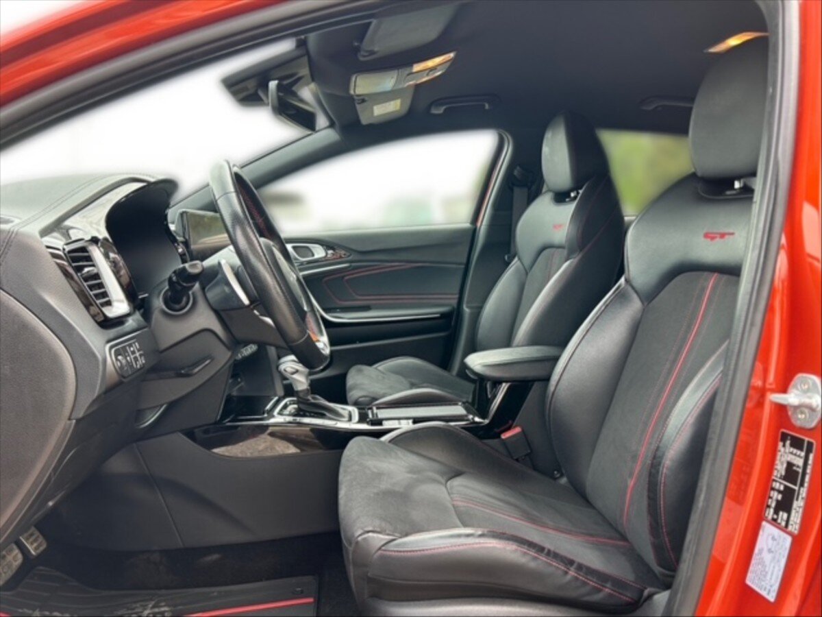 KIA ProCeed Hatchback 1,6 l 150 kw