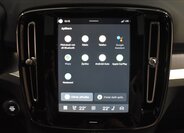 Volvo XC40 SUV / Terénní 2,0 l 120 kw