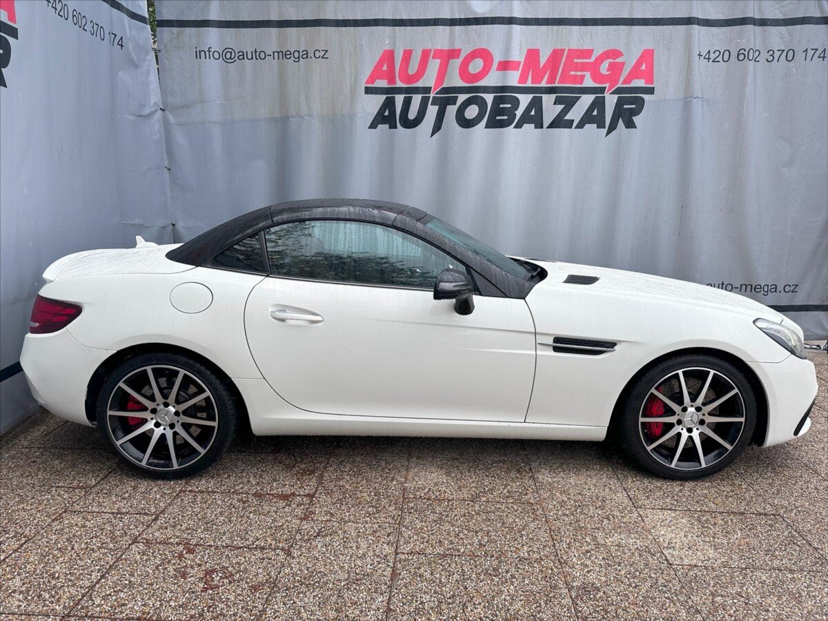 Mercedes-Benz SLC Kabriolet 3,0 l 270 kw